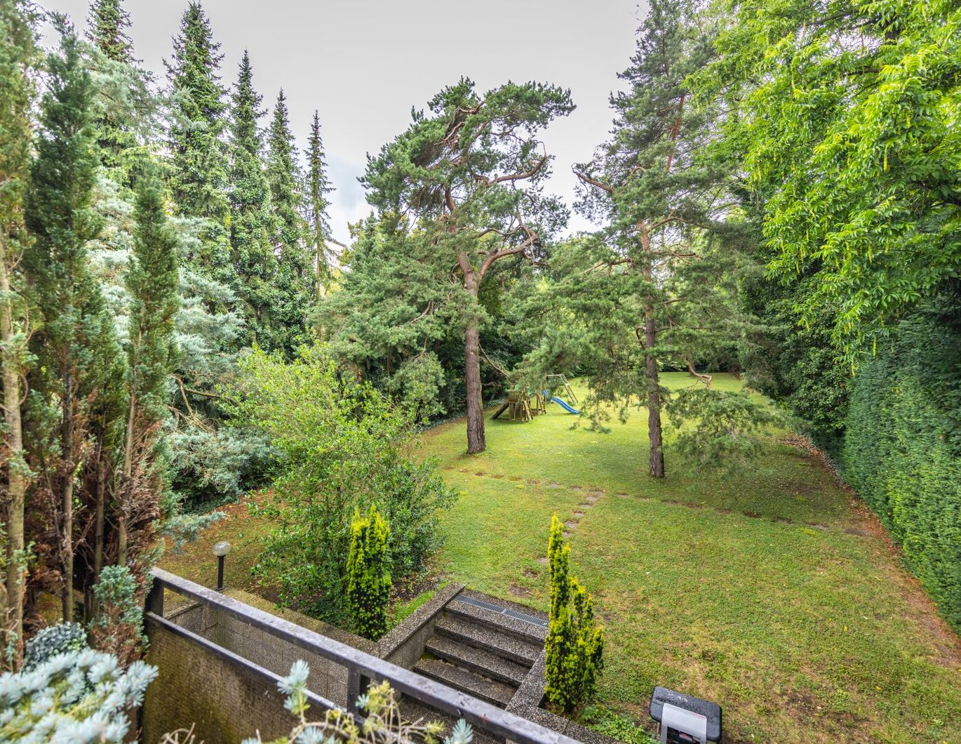 Idyllisches Einfamilienhaus mit weitläufigem Garten in ruhiger Lage Dornbach