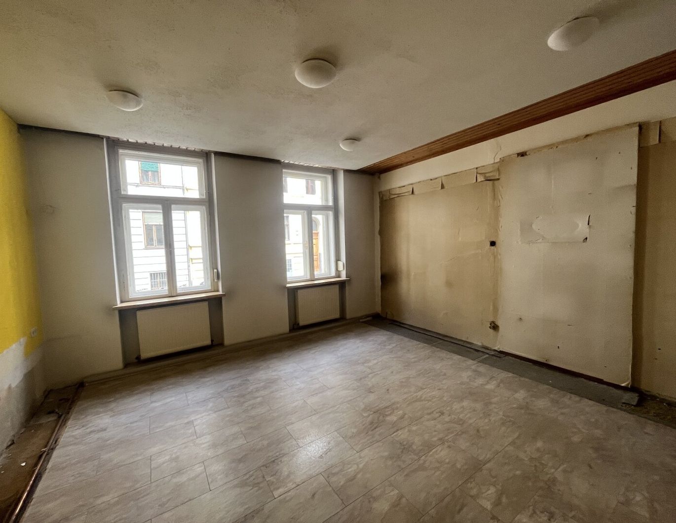 WG-geeignete, sanierungsbedürftige 3-Zimmer-Wohnung in bester Innenstadtlage - Direkt bei der TU Graz
