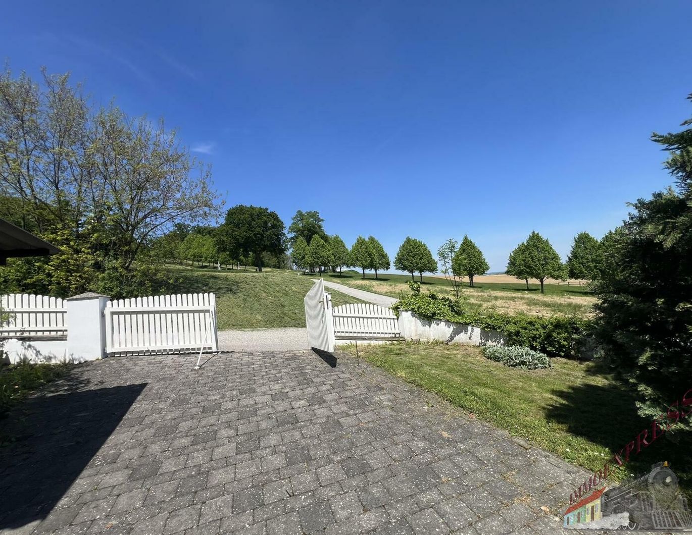 Herein, herein! Mein neues Eigenheim! Panoramablick und Ruhelage auf 1000 m²