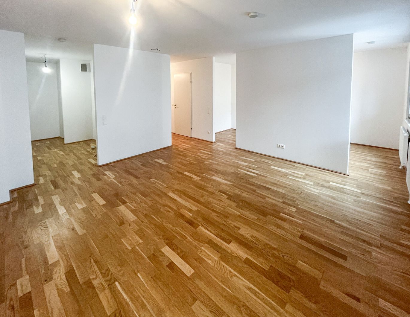 NEUE KÜCHE: 2 Zimmer Wohnung mit Balkon in 1210 Wien