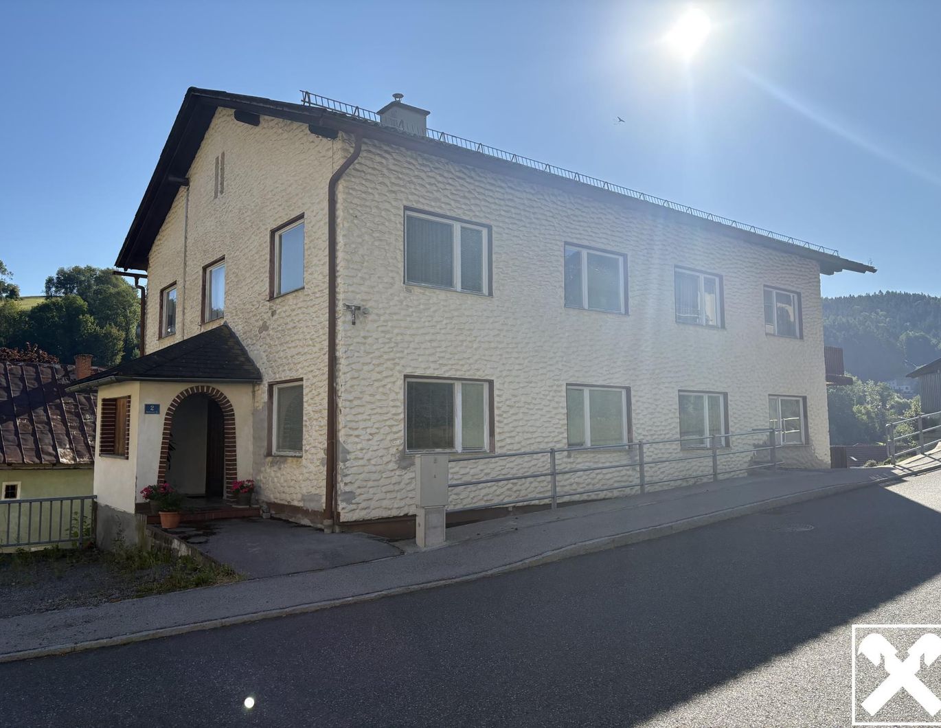 Ehemalige Pension im Ortszentrum der beliebten Kräutergemeinde