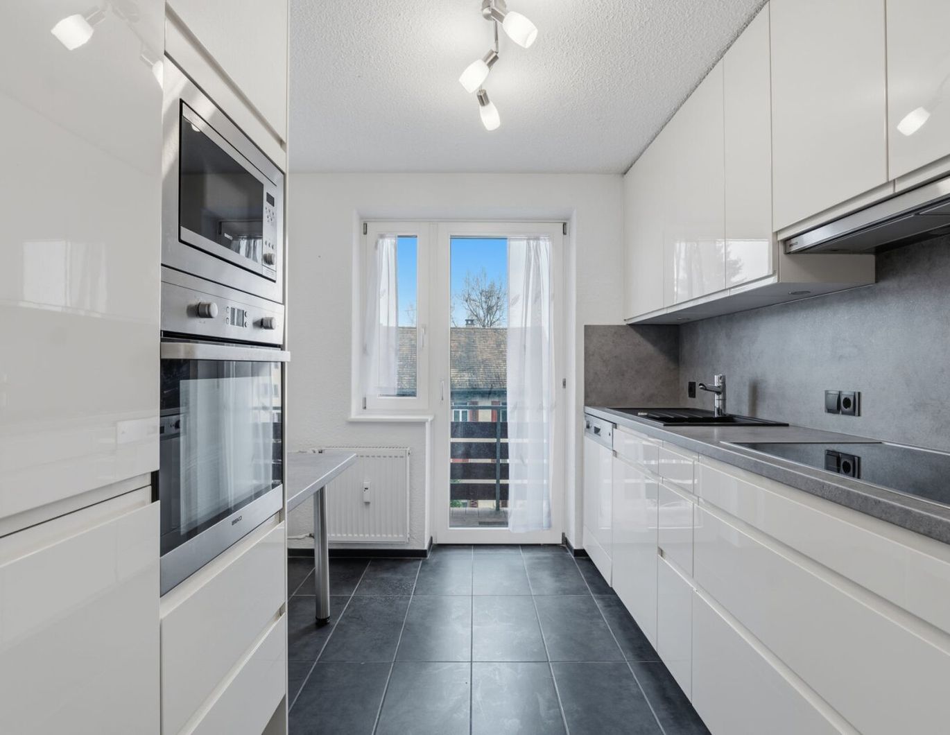 3-Zimmer-Wohnung in Dornbirn: 2 Balkone, Wohnküche und viel Platz!