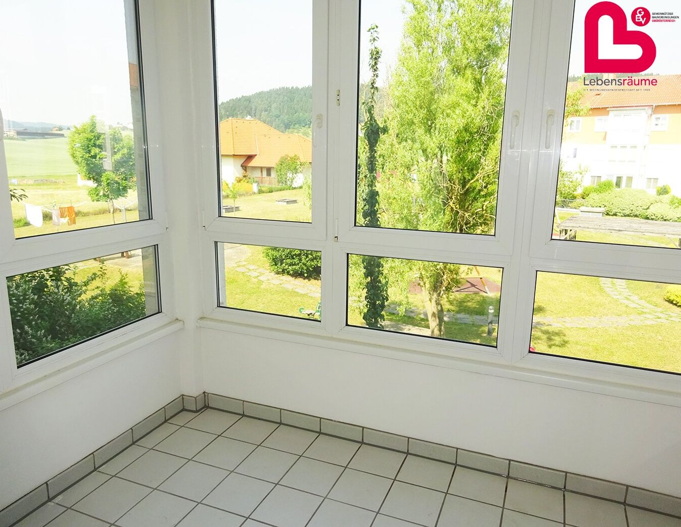 Geräumige 3-Zimmer Wohnung mit Tiefgarage