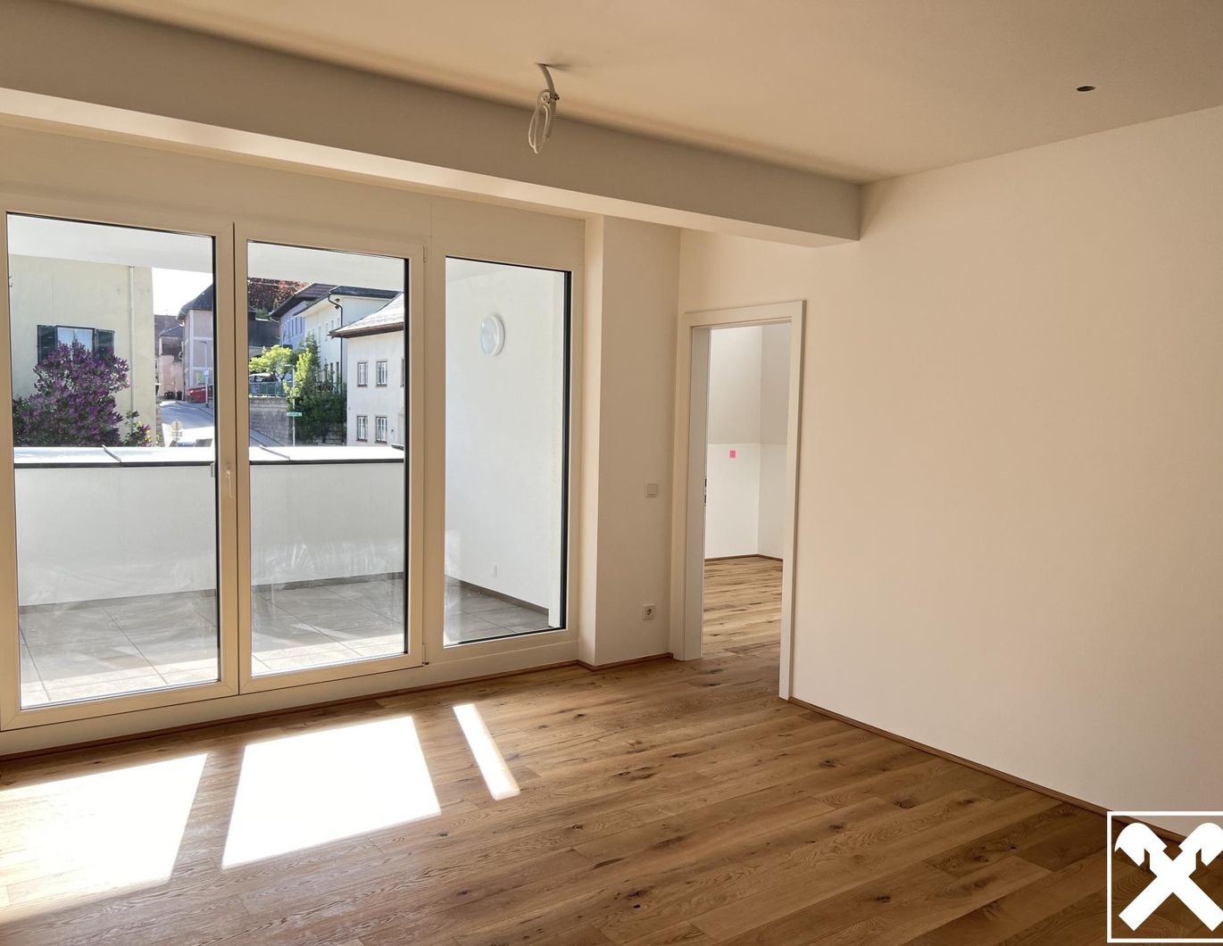 Helle, großzügige Wohnung im Ortszentrum