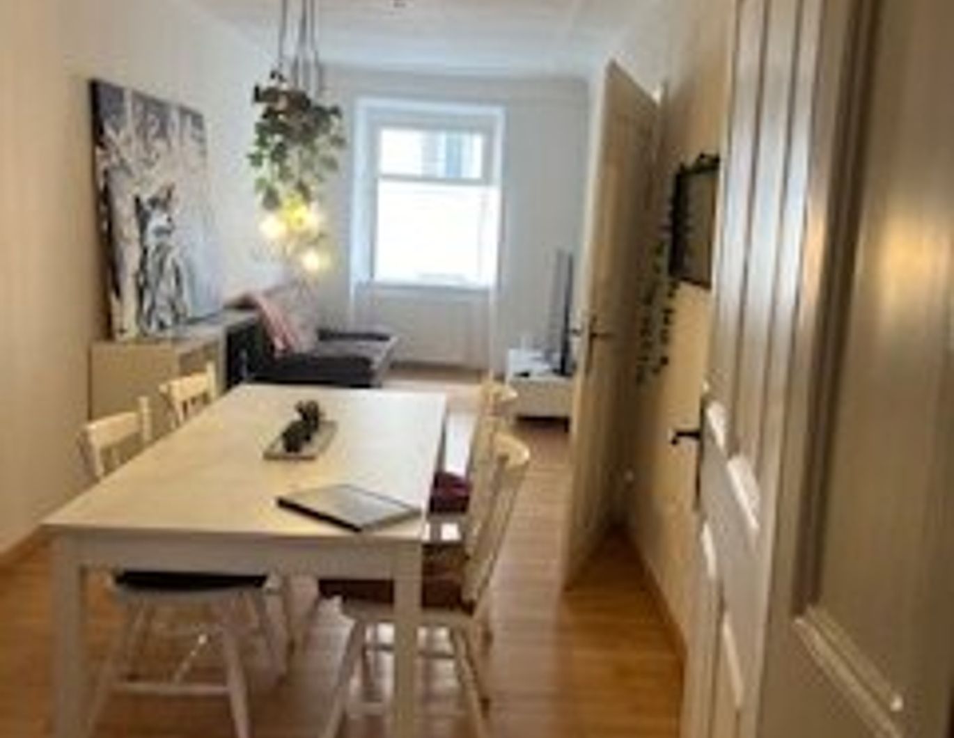 Ruhige, stilvolle und zentral gelegene Wohnung in der Grazer Innenstadt mit Balkon, 97m² für 1.058,92 €/Monat!