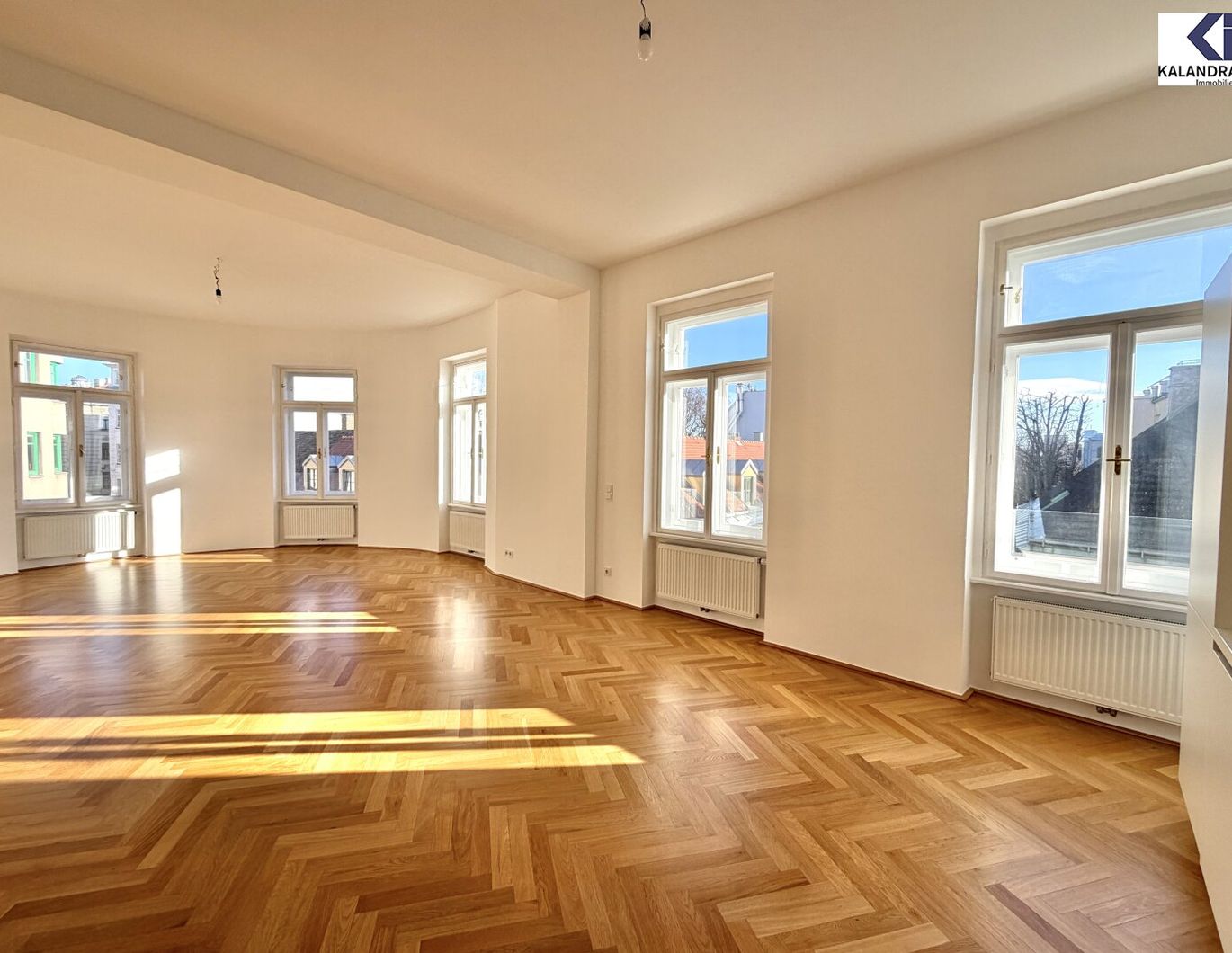 360 TOUR // GENERALSANIERTE STILWOHNUNG in DÖBLING