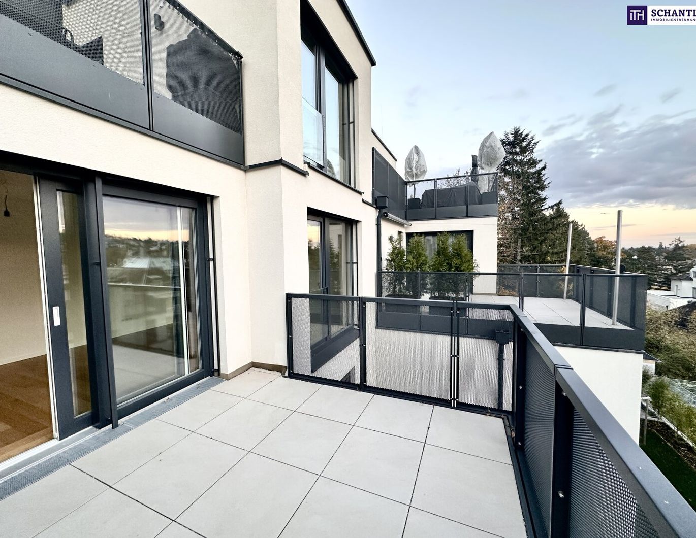 Ein wahres Highlight im Dachgeschoss ++ Erstbezug ++ PROVISIONSFREI und SOFORT BEZUGSFERTIG ++ Smart Home ++ Fußbodenheizung & Kühlung ++ Durchdachter Grundriss ++ Hauseigene Tiefgarage