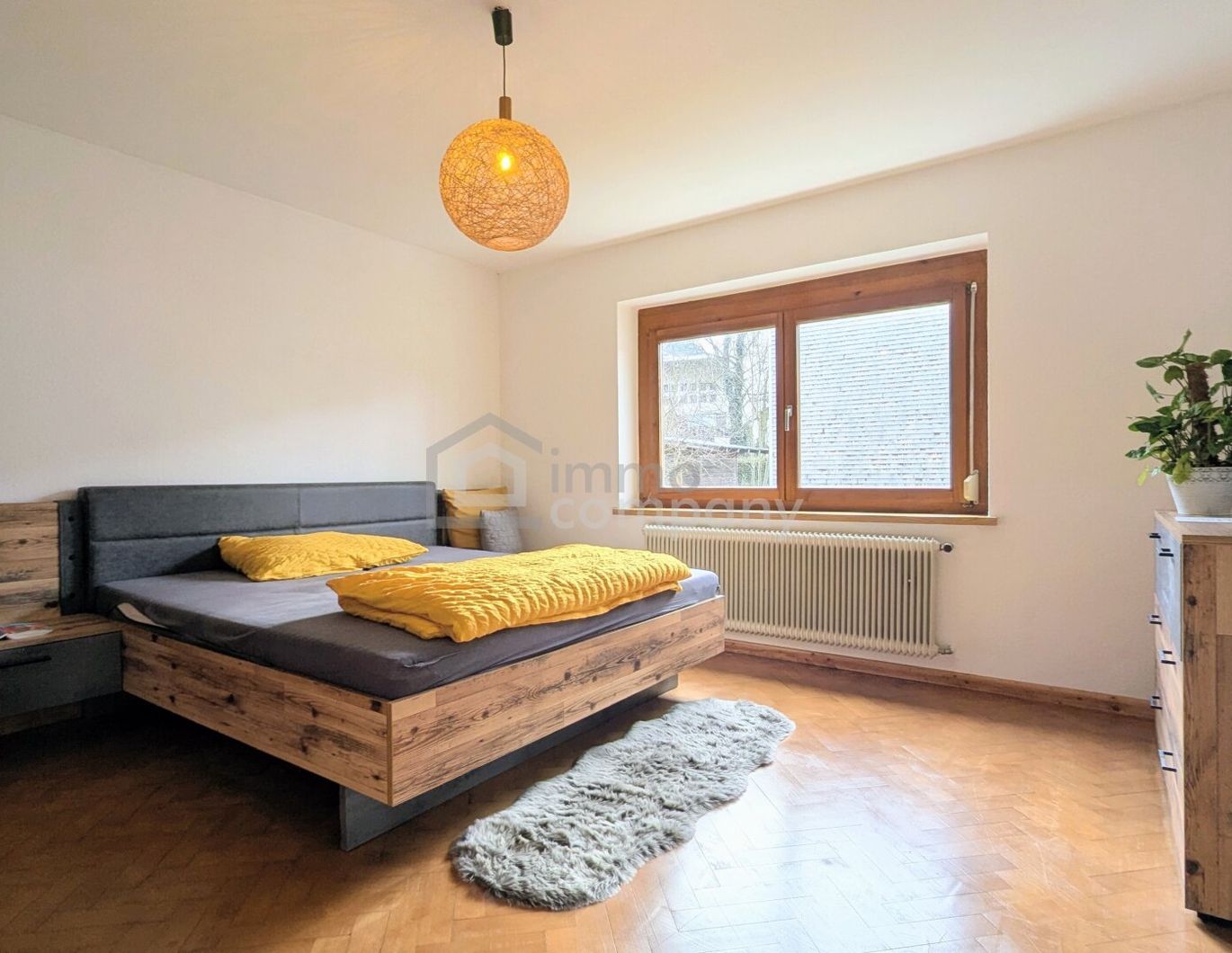 Großzügige 3-Zimmer-Erdgeschoss-Wohnung in Feldkirch | 92m² Wohnfläche | 3-Zimmer | Garage mit Montagegrube | Gemeinschaftsgarten - Perfekt für Familien oder Paare!