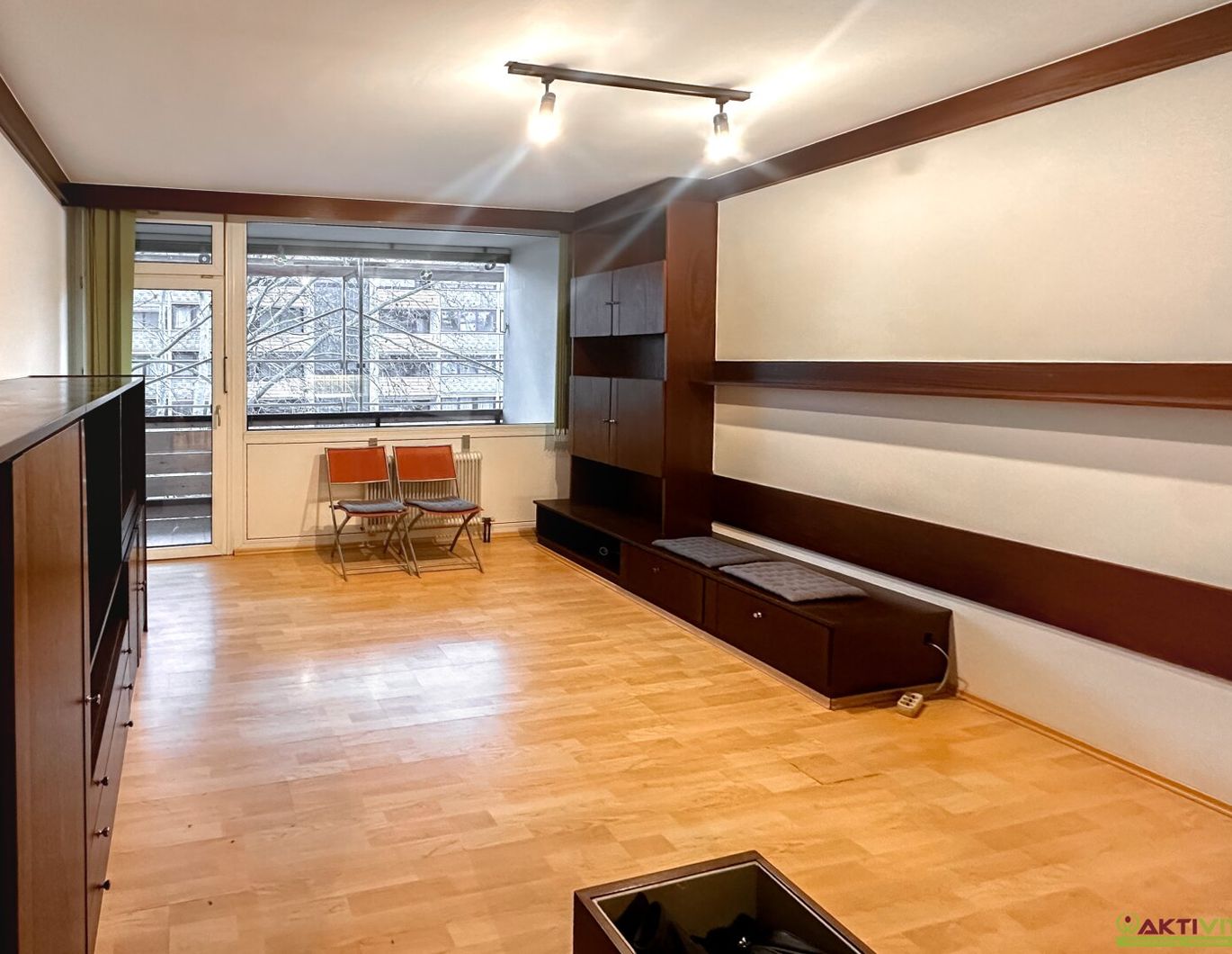 Kompakte Wohnung mit Balkon und Kellerabteil in Graz St. Leonhard.