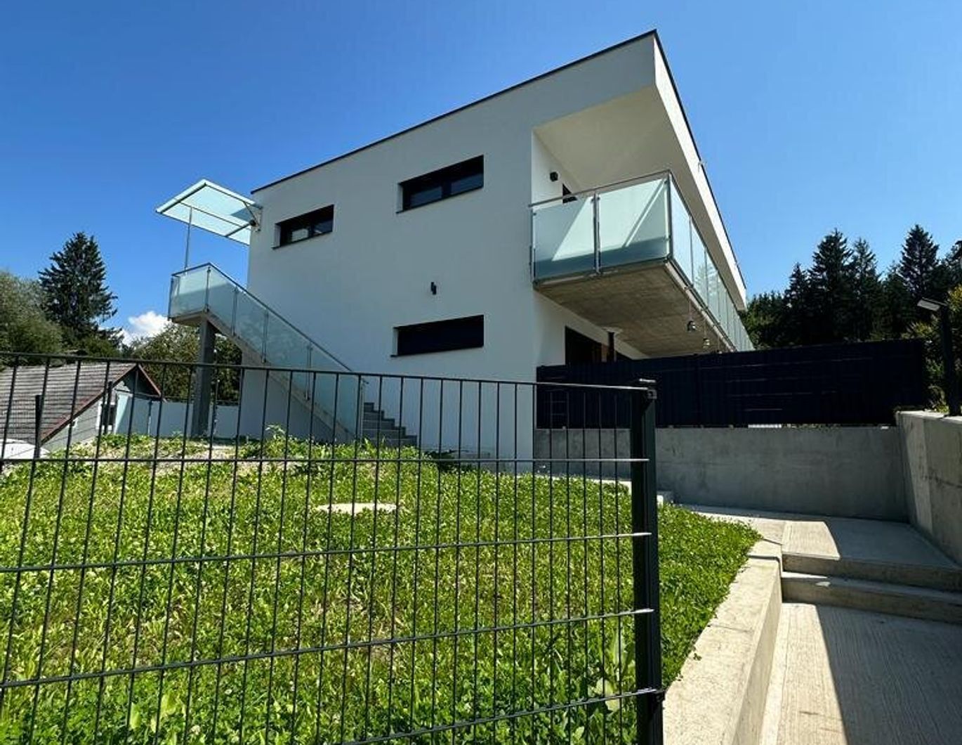 NEUER PREIS: Penthouse-Wohnung in Velden mit 100m² Terrasse