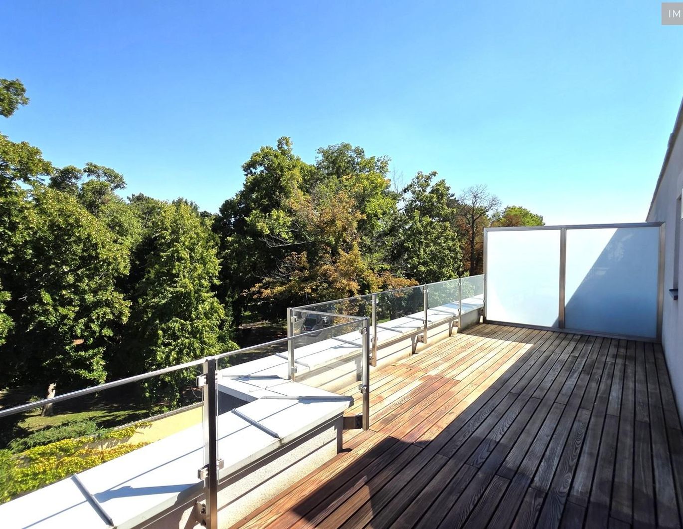 Maria Enzersdorf - Schlosspark!!! Stylische Neubauwohnung + MEGA Dachterrasse + Grün- und Weitblick!