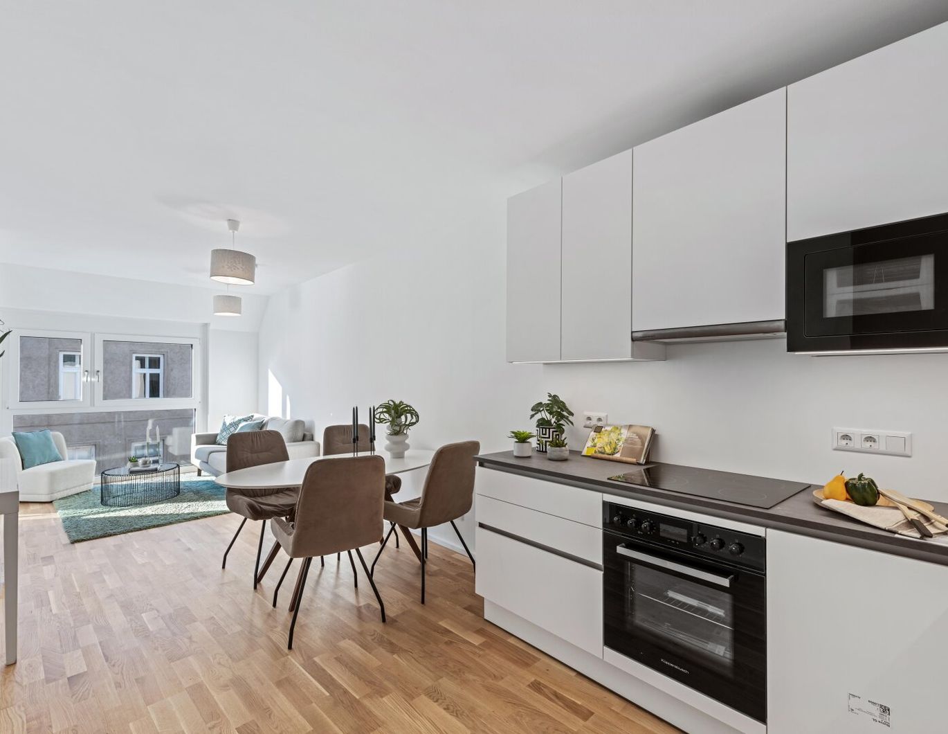 BEZUGSFERTIG - Helle 2-Zimmer-Wohnung inkl. Küche - für Anleger geeignet