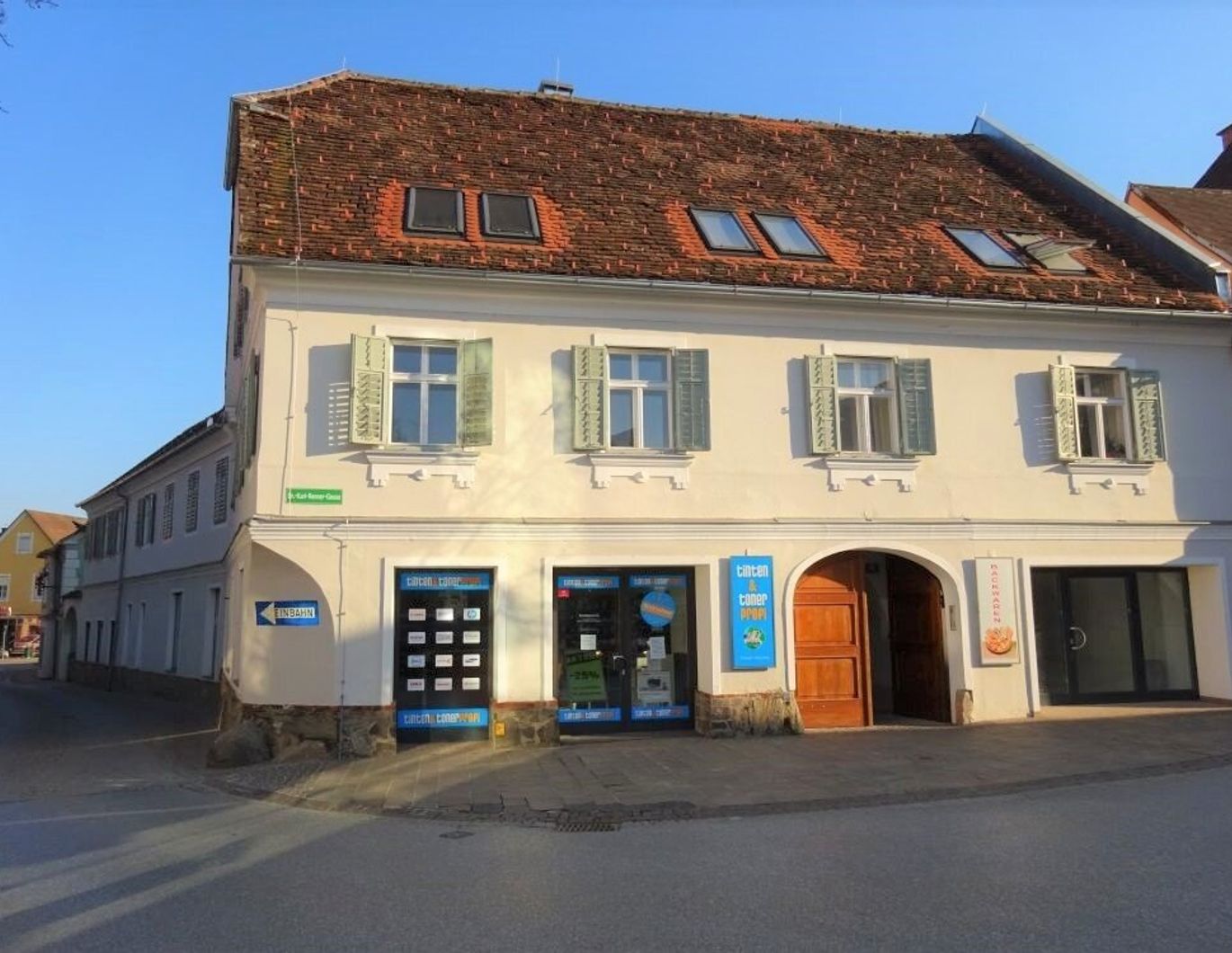 Einzigartiges saniertes, historisches Stadtpalais mit Parkplätzen in der Weizer Innenstadt
