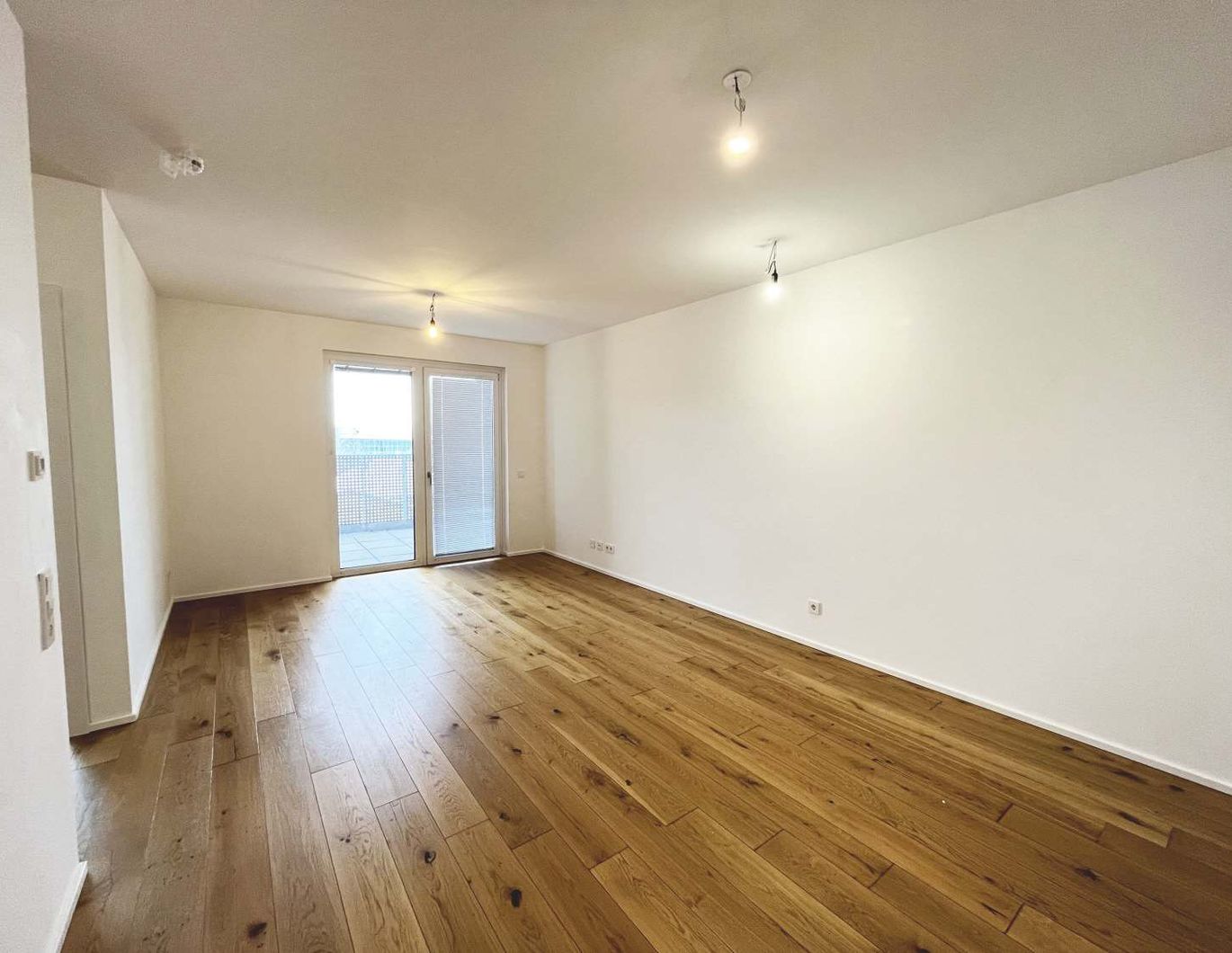 Q11 Leben am Fluss - Geräumige 3-Zimmer-Wohnung mit Loggia und Balkon!