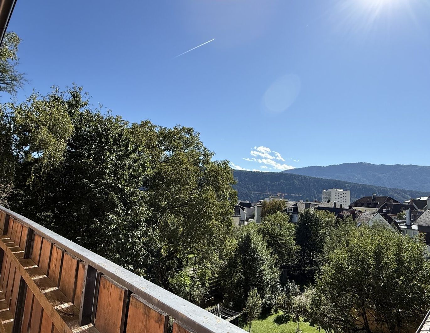 Charmante 3-Zimmer-Wohnung mit südseitigem Balkon, Grundstück & Garage - Zweitwohnsitz & touristische Vermietung möglich