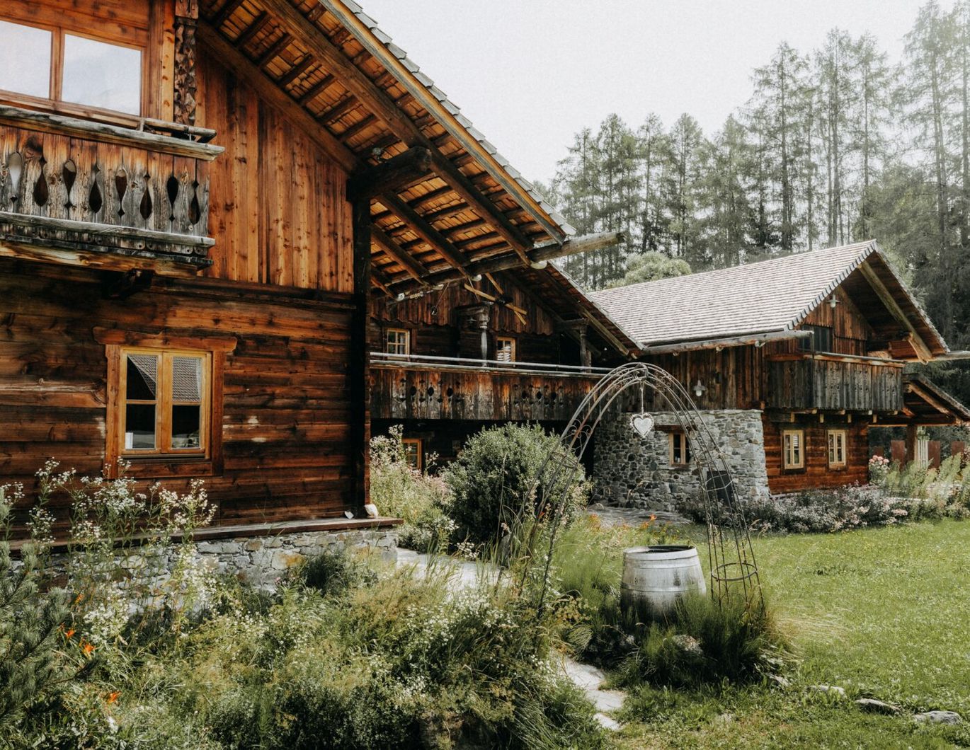 Einzigartiges Chalet-Ensemble im Salzburger Lungau