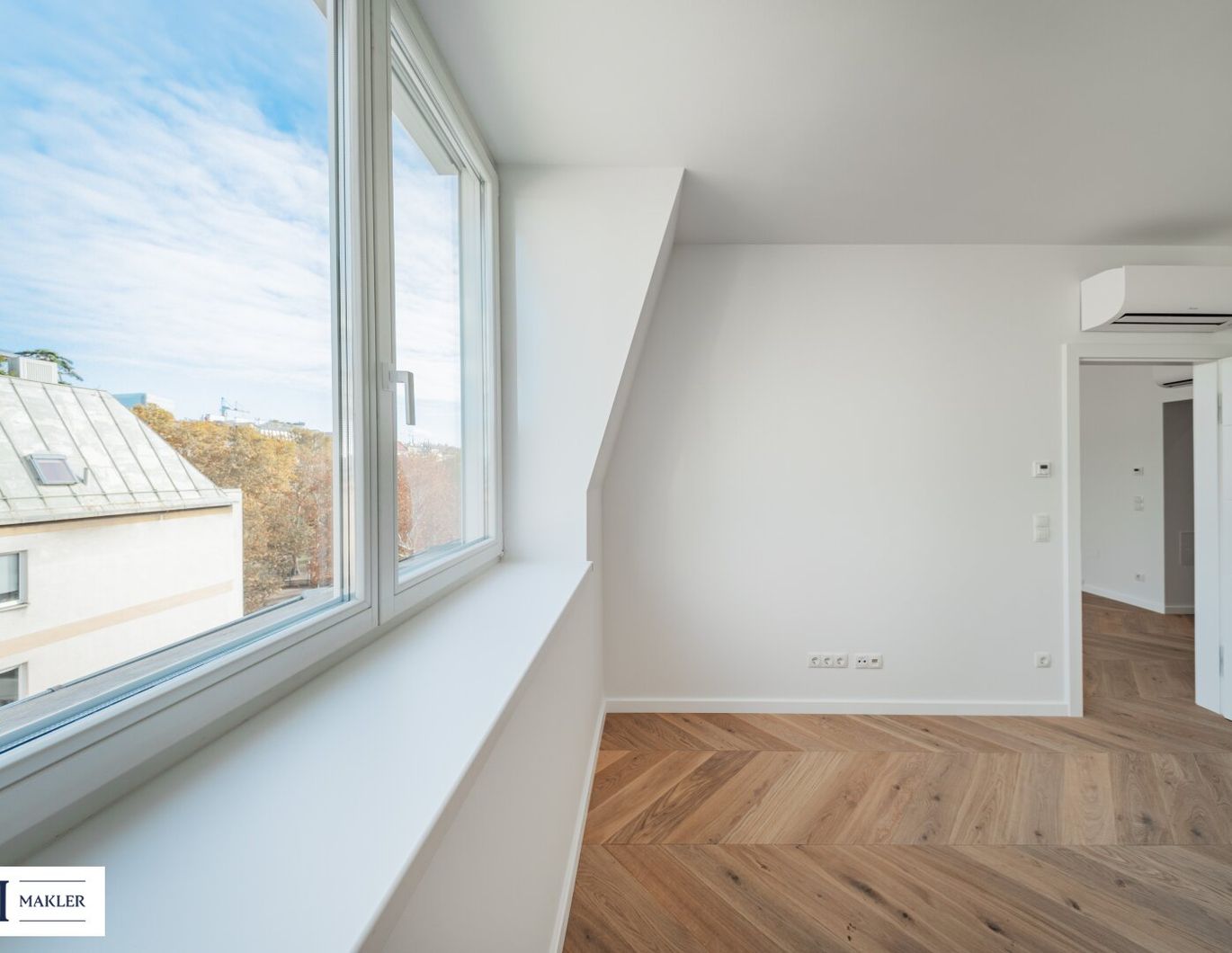 Luxuriöses Wohnen über den Dächern Wiens - Elegante 2-Zimmer- Dachgeschoßwohnung