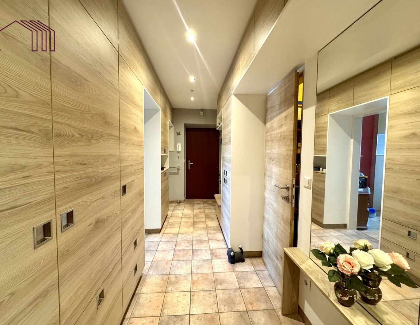 PREISHIT : Ruhig gelegene 2-Zimmer-Wohnung mit Extraküche und Loggia in Graz-Wetzelsdorf - Tiefgarage vorhanden!