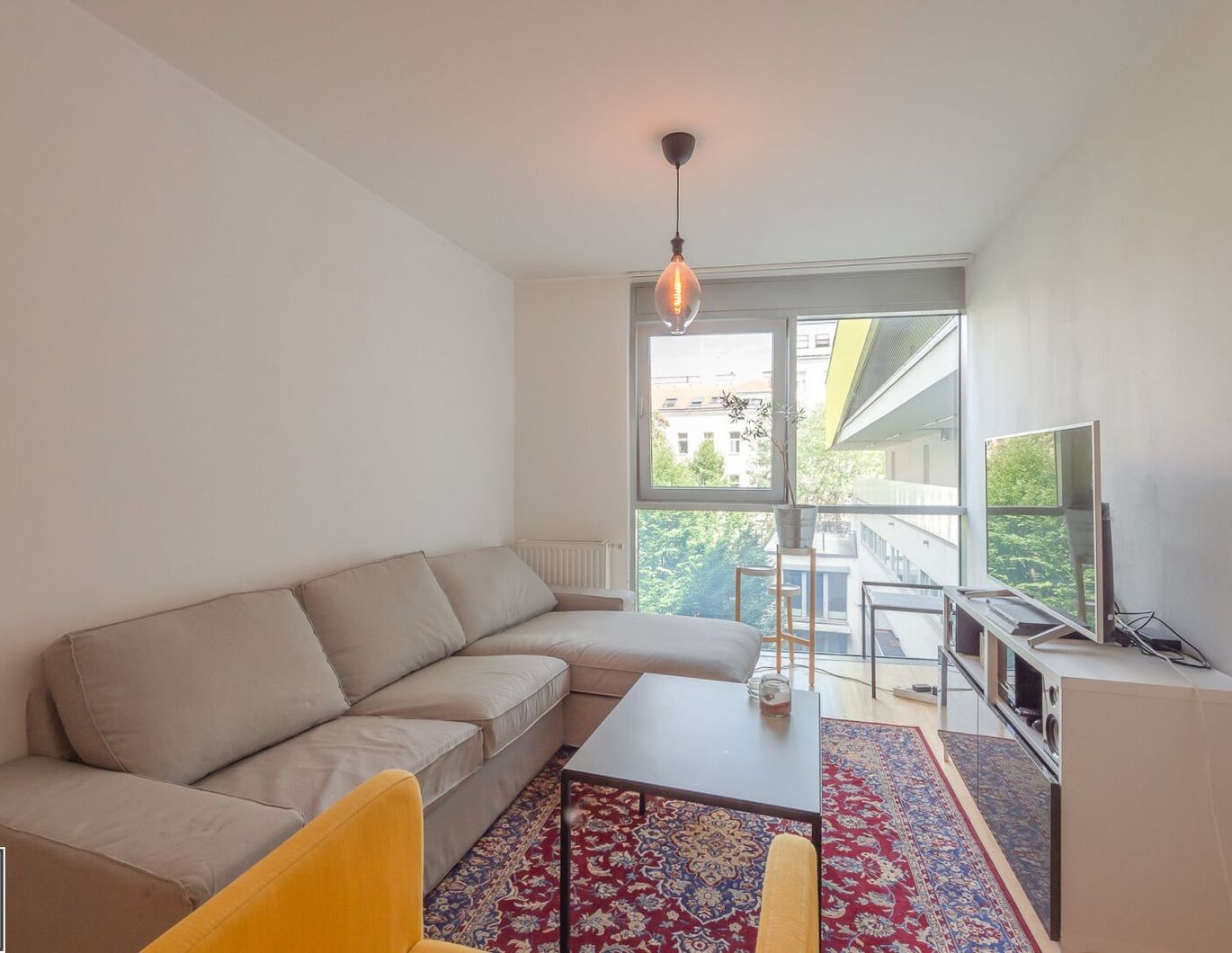 Grünblick in den Innenhof: helle 2-Zimmer Neubauwohnung ~ Kaiserstr. 68 ~ ab 1.1.26!!