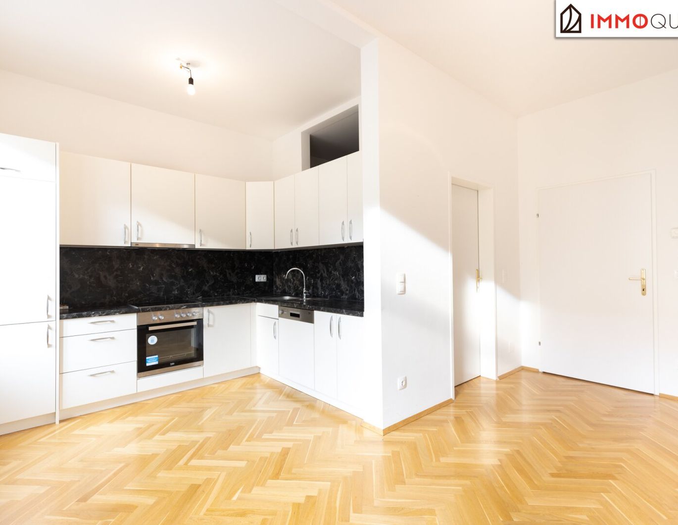 Wiener Wohngefühl mit Stil! Sonnige 2-Zimmer-Wohnung mit Einbauküche und hohem Wohnkomfort