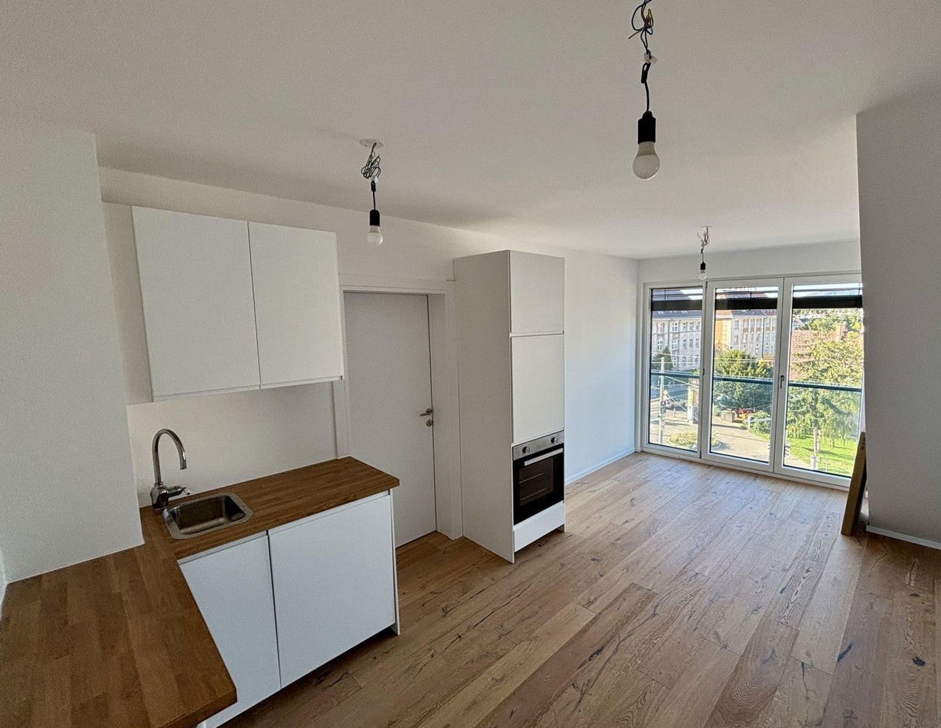 Student:innen willkommen! Grünlage!Kompakte 2-Zimmer-Wohnung! Miete inkl. BK, WW, HK