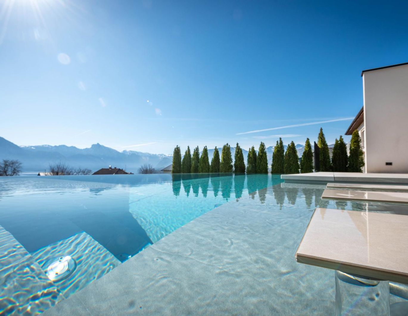 Architektonisches Juwel mit Seeblick - Einzigartiges Wohnerlebnis am Traunsee