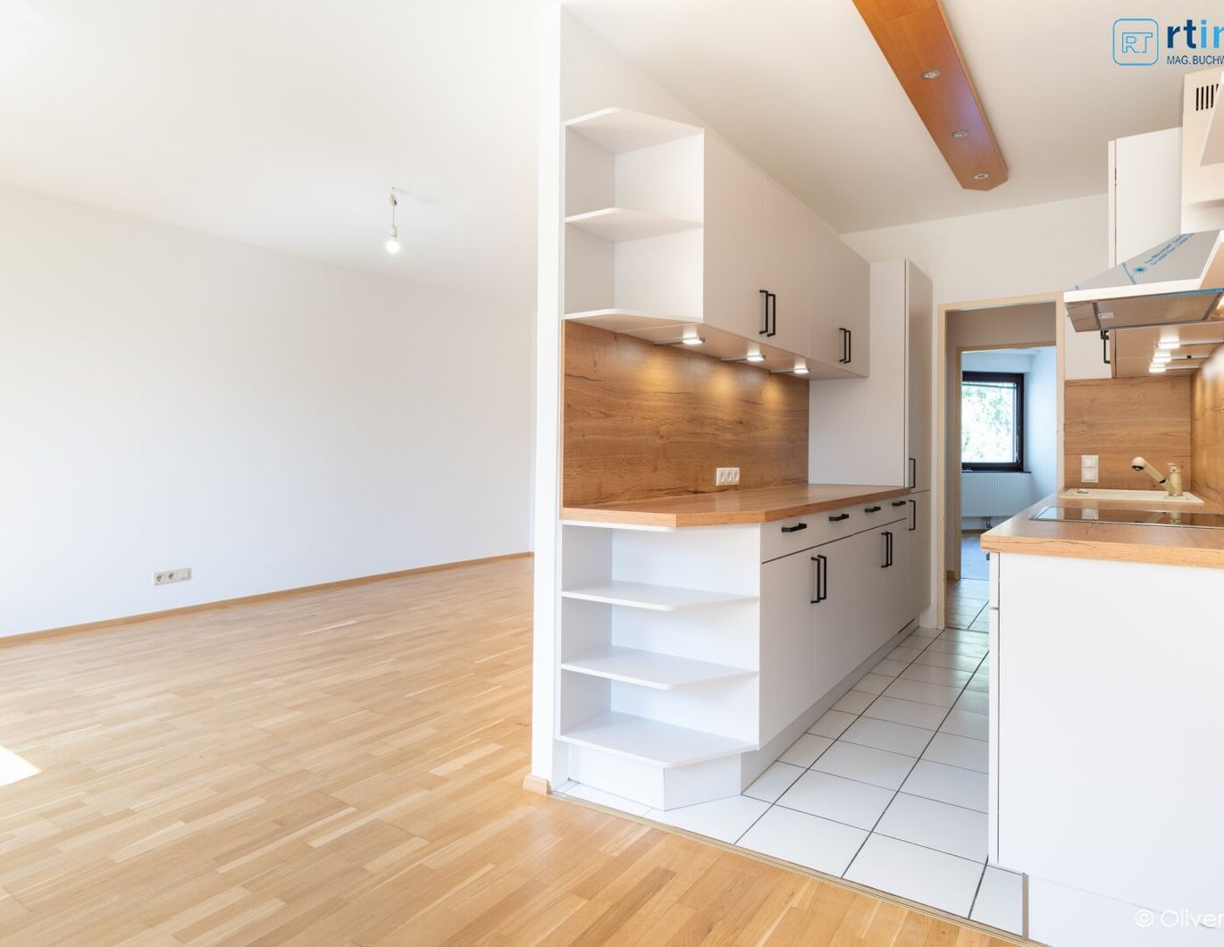 3-Zimmer Apartment saniert BESICHTIGUNG AB 08.11.25