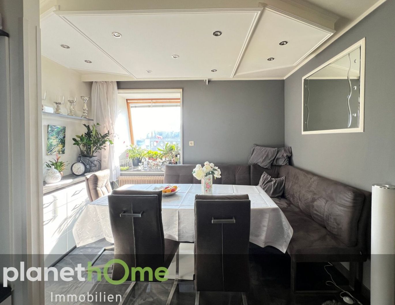 Ideal für Familien! Ihre 5 -Zimmer-Wohnung im Dachgeschoss!