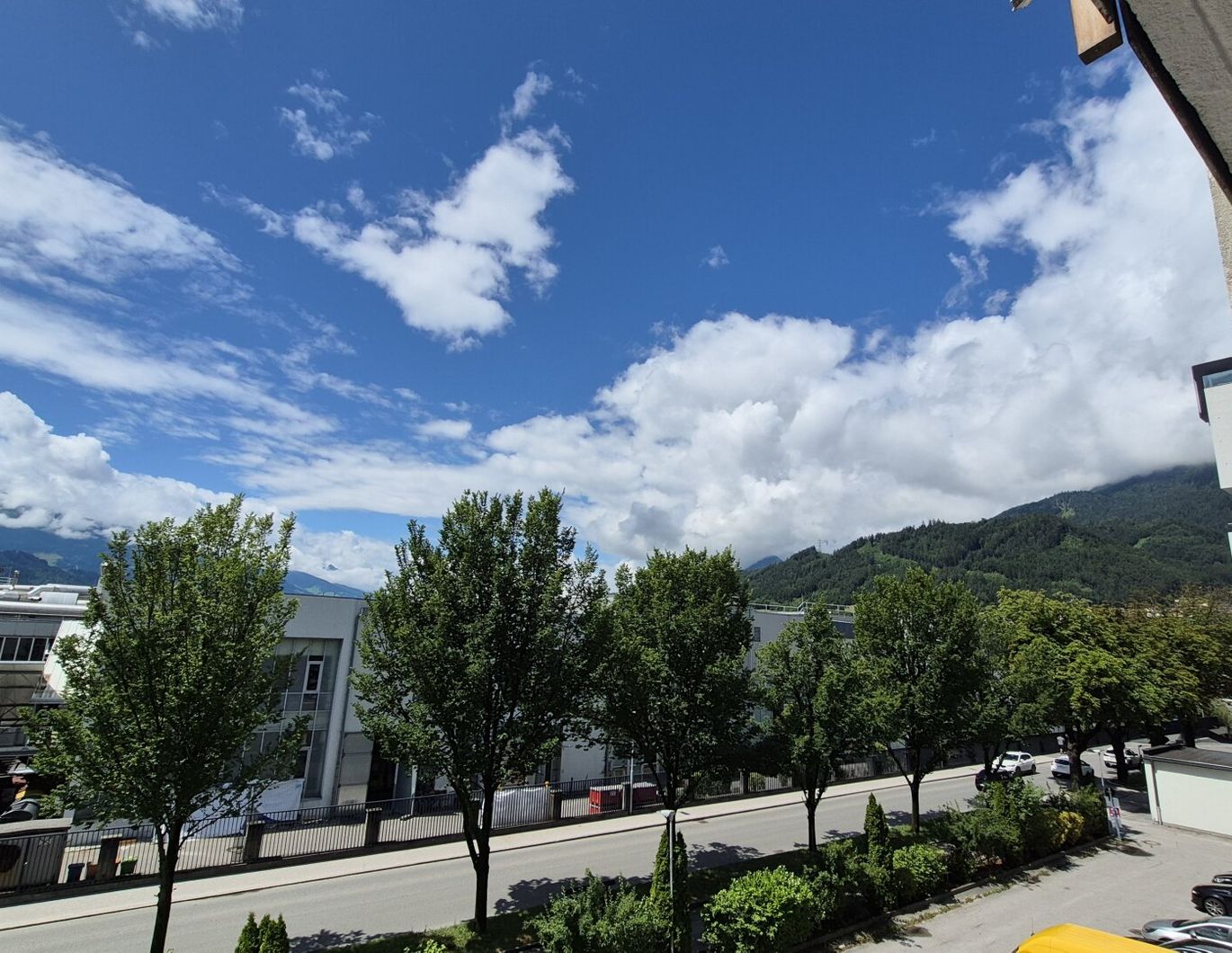 Traumwohnung in Schwaz: Vollsaniert, 4 Zimmer, Balkon