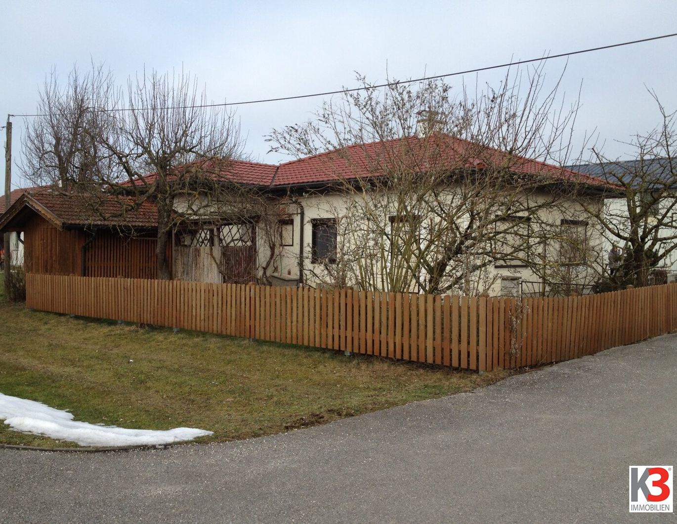 !!! Kleiner ruhig gelegener Bungalow mit Baugrund in der Nähe von Braunau !!!