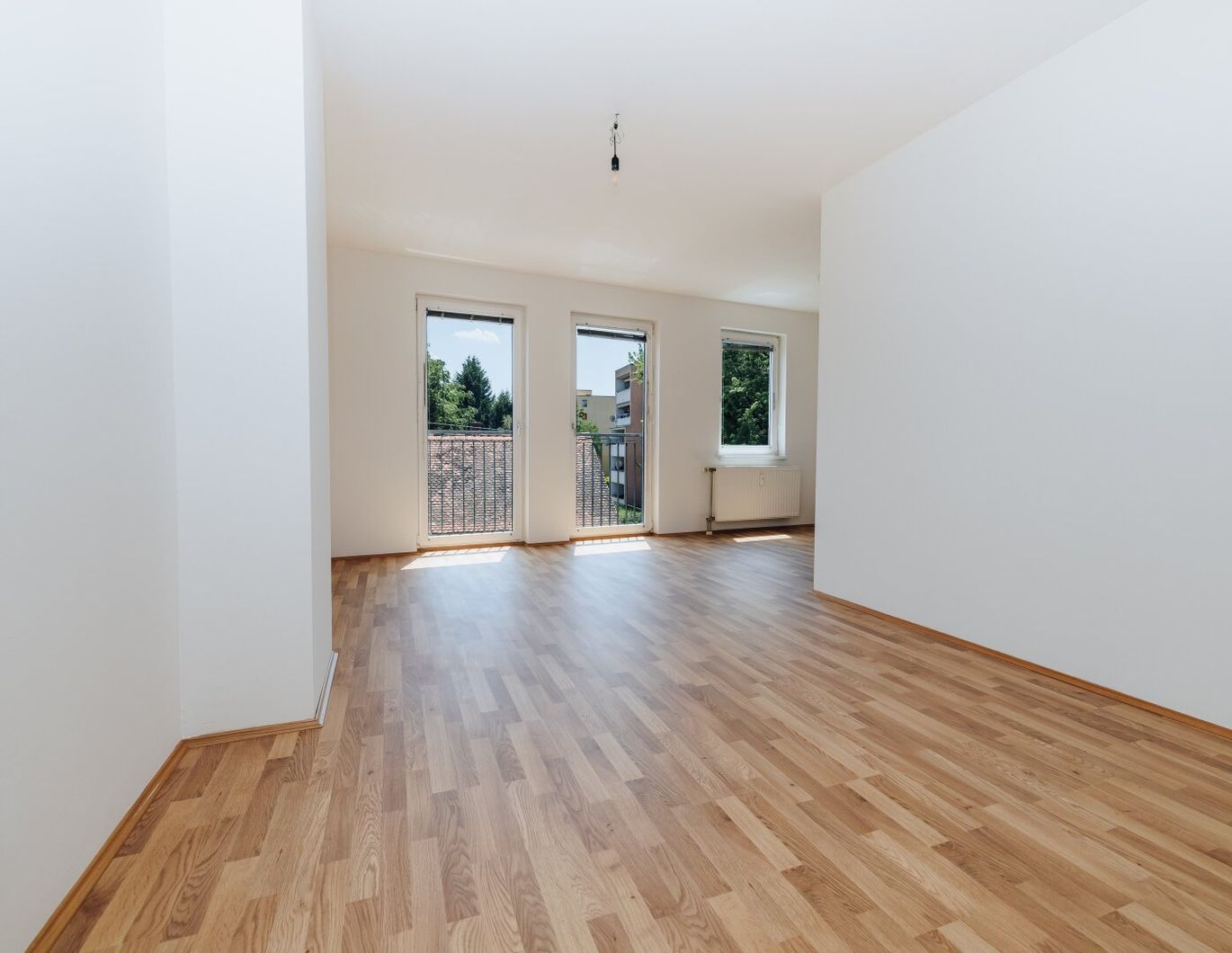 MODERN I EGGENBERG I BADEWANNE I SEHR HELL I PARKPLATZ I 2. STOCK I LICHTDURCHFLUTET I TOP-GRUNDRISS I PROJEKT WOHNEN I