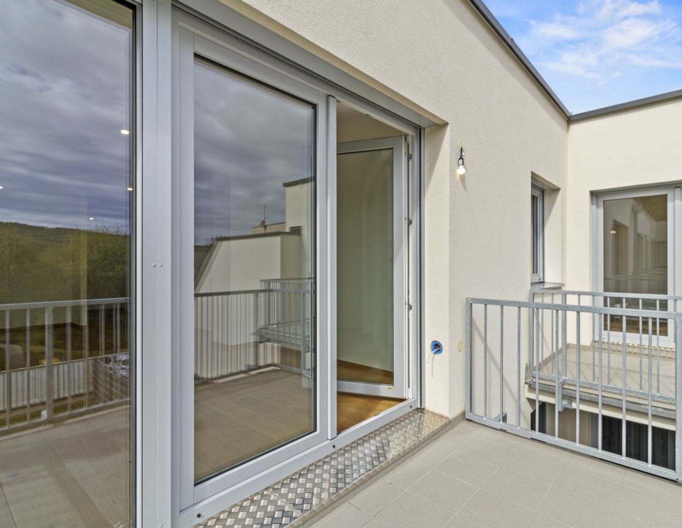 ++ FAMILIENHIT ++ WUNDERBARE 4 Zimmer mit Balkon