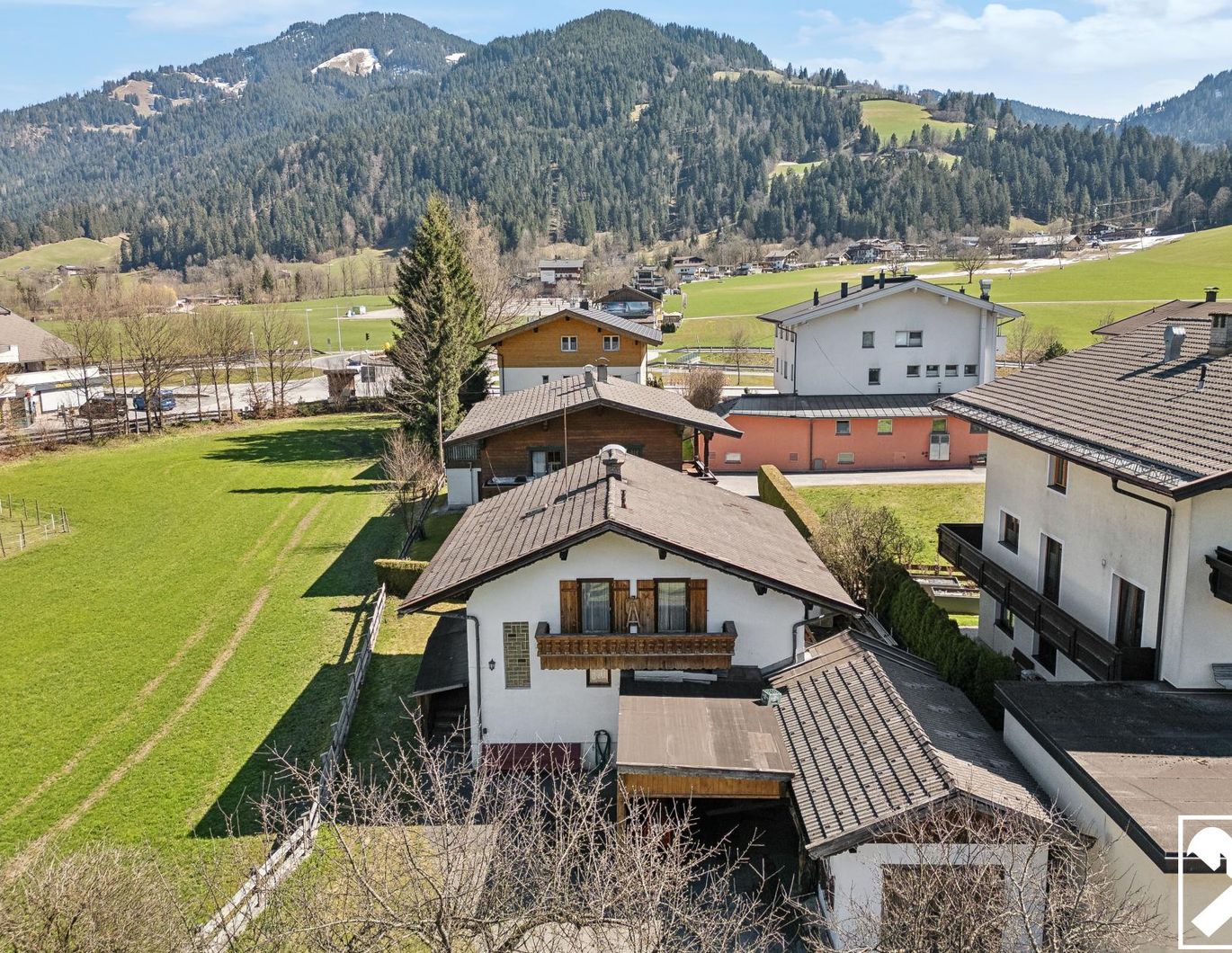 Einfamilienhaus in zentraler Toplage mit Blick auf den Wilden Kaiser