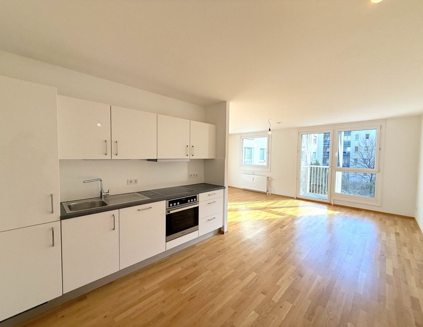 Leystraße | Balkonwohnung mit vollwertiger Einbauküche