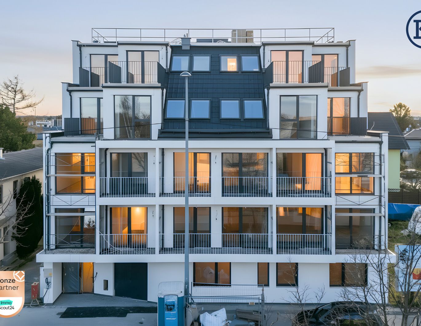 2-Zimmer-Wohnung mit beeindruckender 24 m² Dachterrasse!