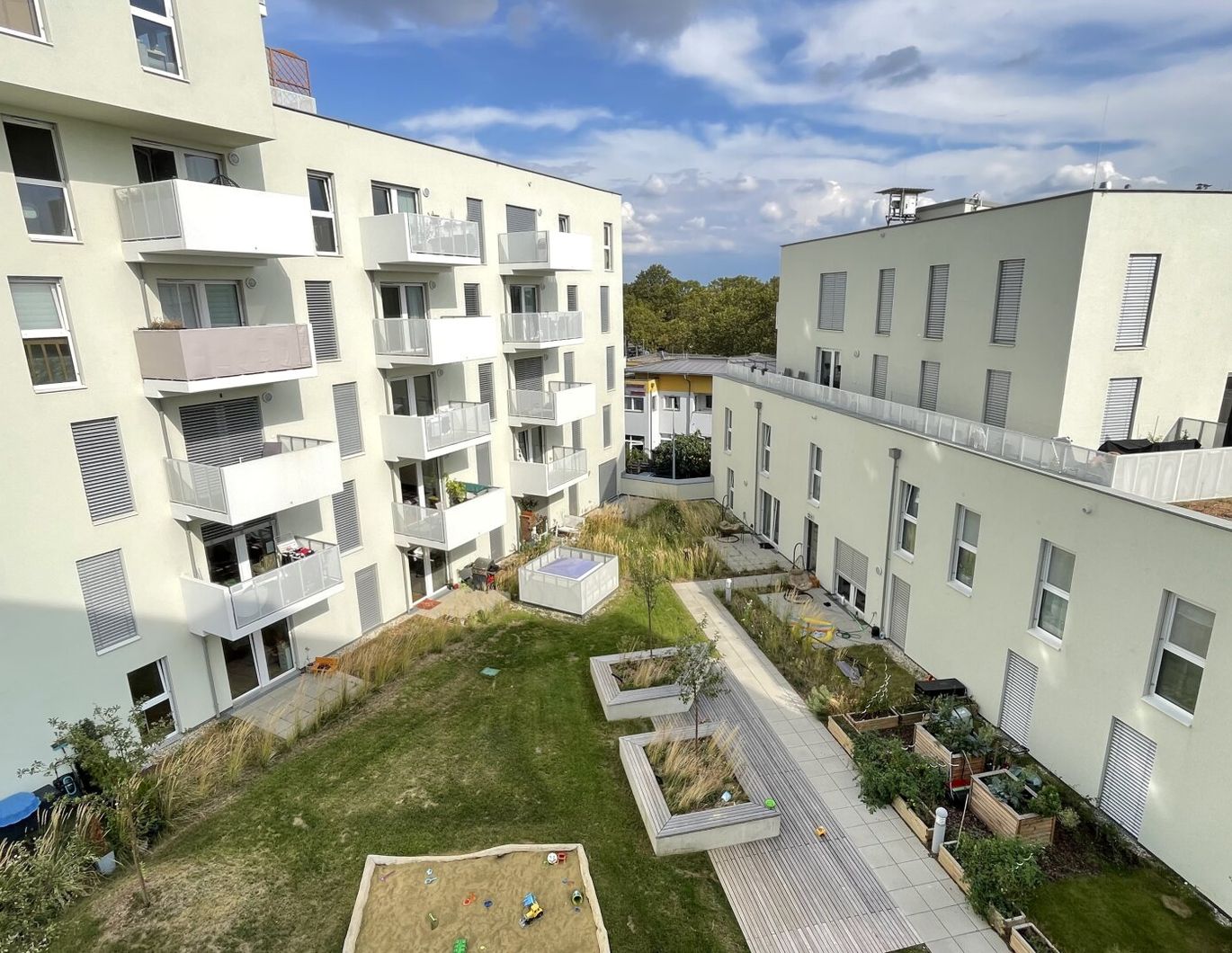 Traumhafte 3 Zimmer Wohnung mit Loggia im 7. Stock ab SOFORT