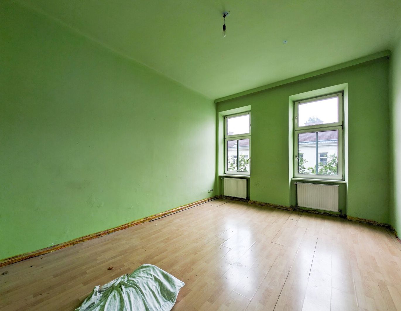 ++Q18++ sanierungsbedürftige 1-Zimmer Altbauwohnung