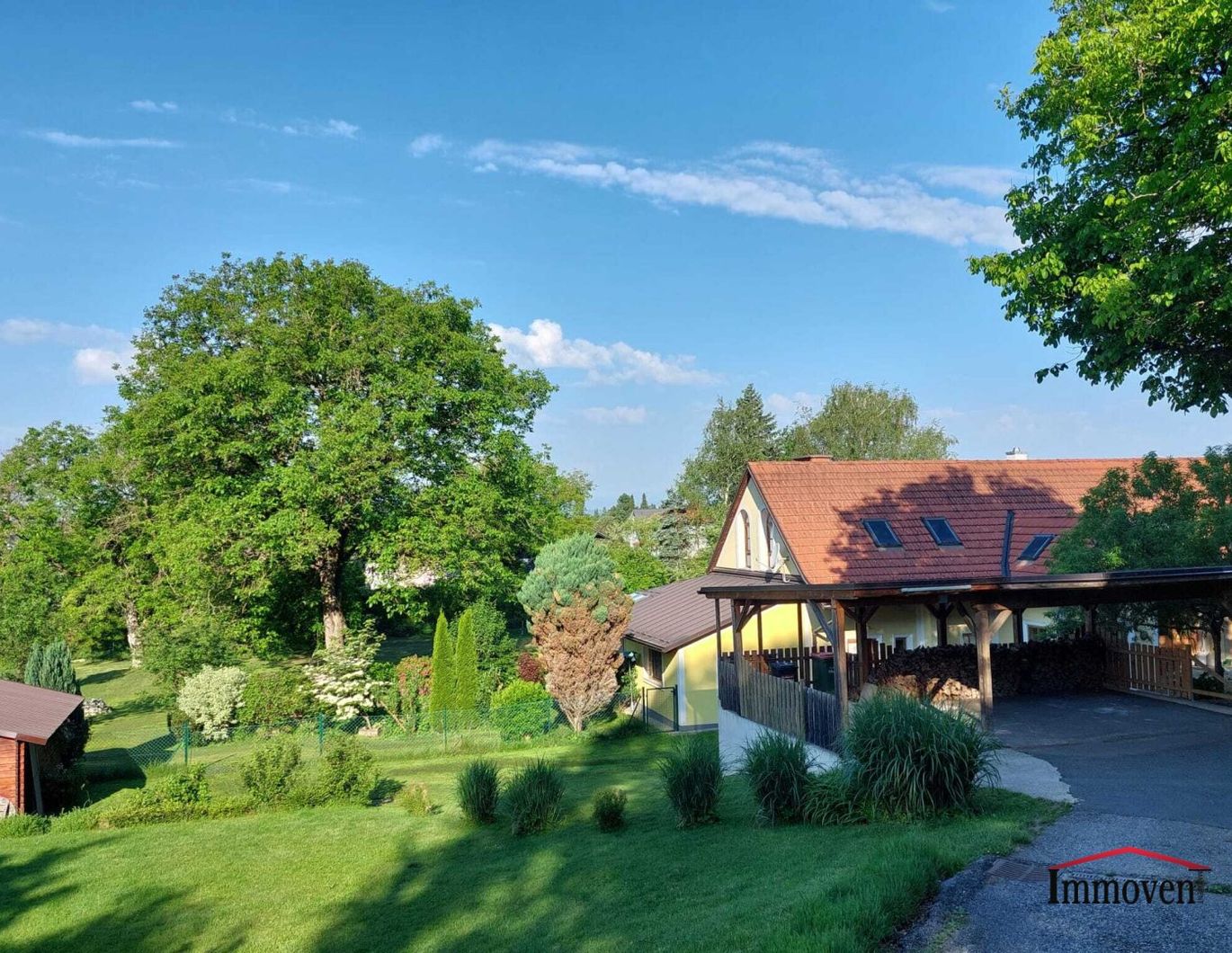 PROVISIONSFREI - Große Doppelhaushälfte mit traumhaftem Wintergarten PLUS zusätzlicher Bauparzelle mit 873 m²