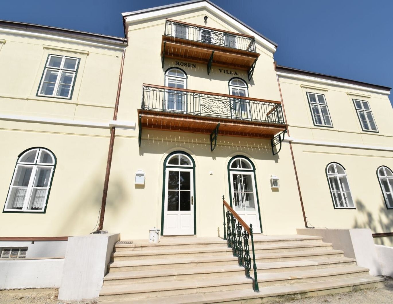 Leben in der Rosenvilla!