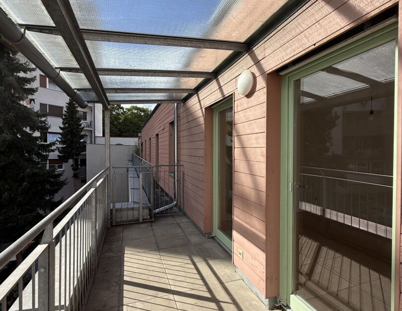 Attraktive Dachgeschosswohnung mit überdachter Terrasse zentral in Graz - Ihr neues Zuhause zum Wohlfühlen