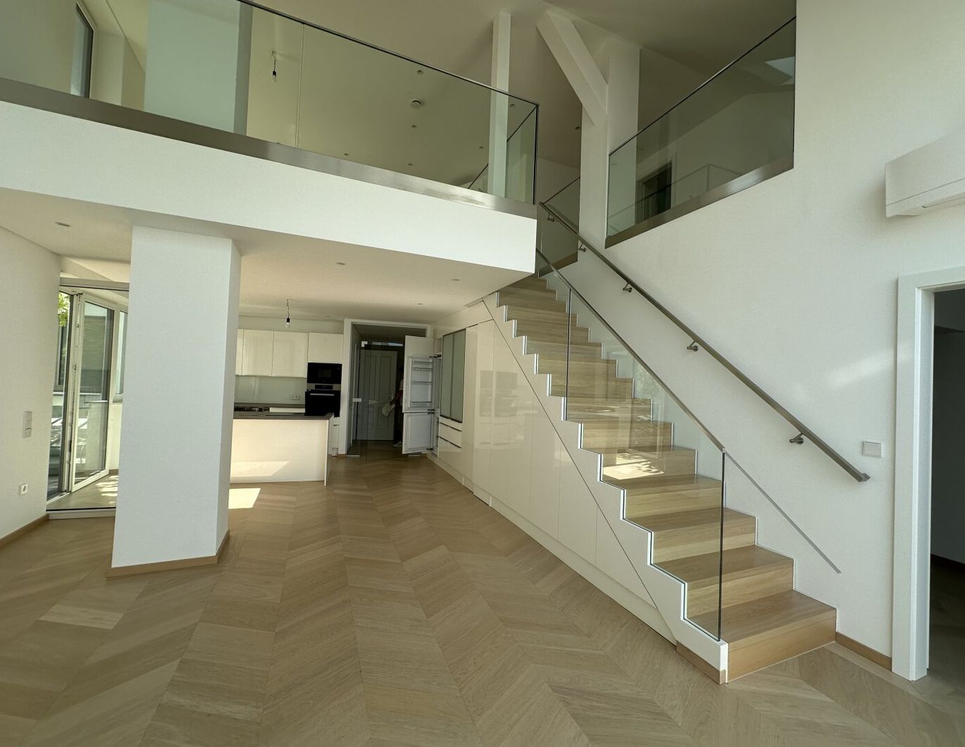 Gonzagagasse: moderne 4-Zimmer-Maisonette mit Freifläche: Leben im City-Center!