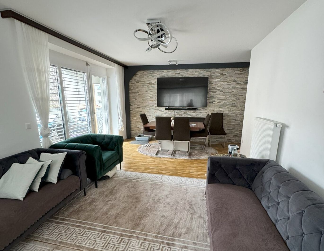Moderne Wohnung mit Balkon und Tiefgaragenplatz in zentraler Lage Graz!