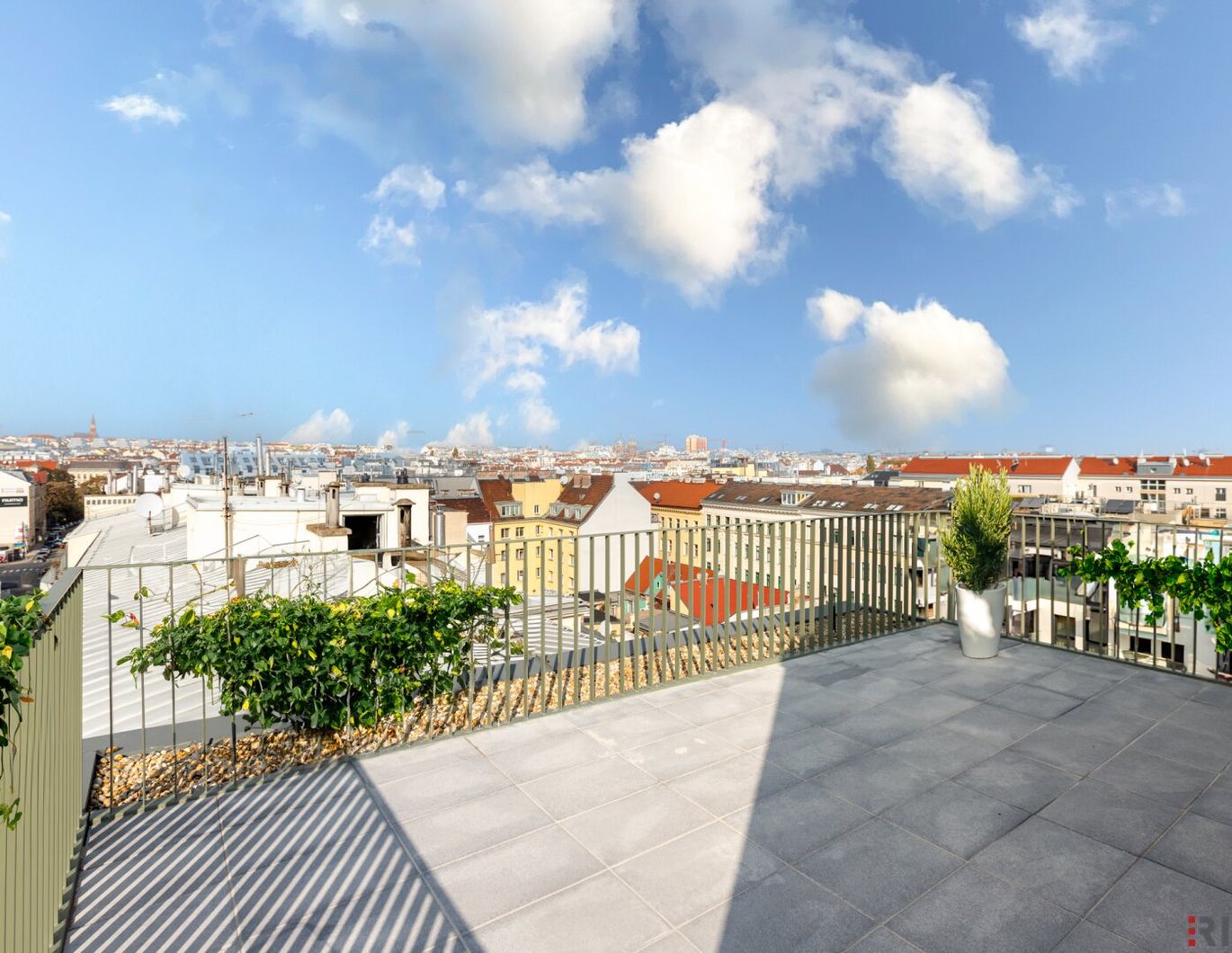 ERSTBEZUG MIT TRAUMBLICK | DG-Maisonette mit ca. 27 m² TERRASSE | TG-Stellplatz optional | Nachhaltiges Wohnbauprojekt