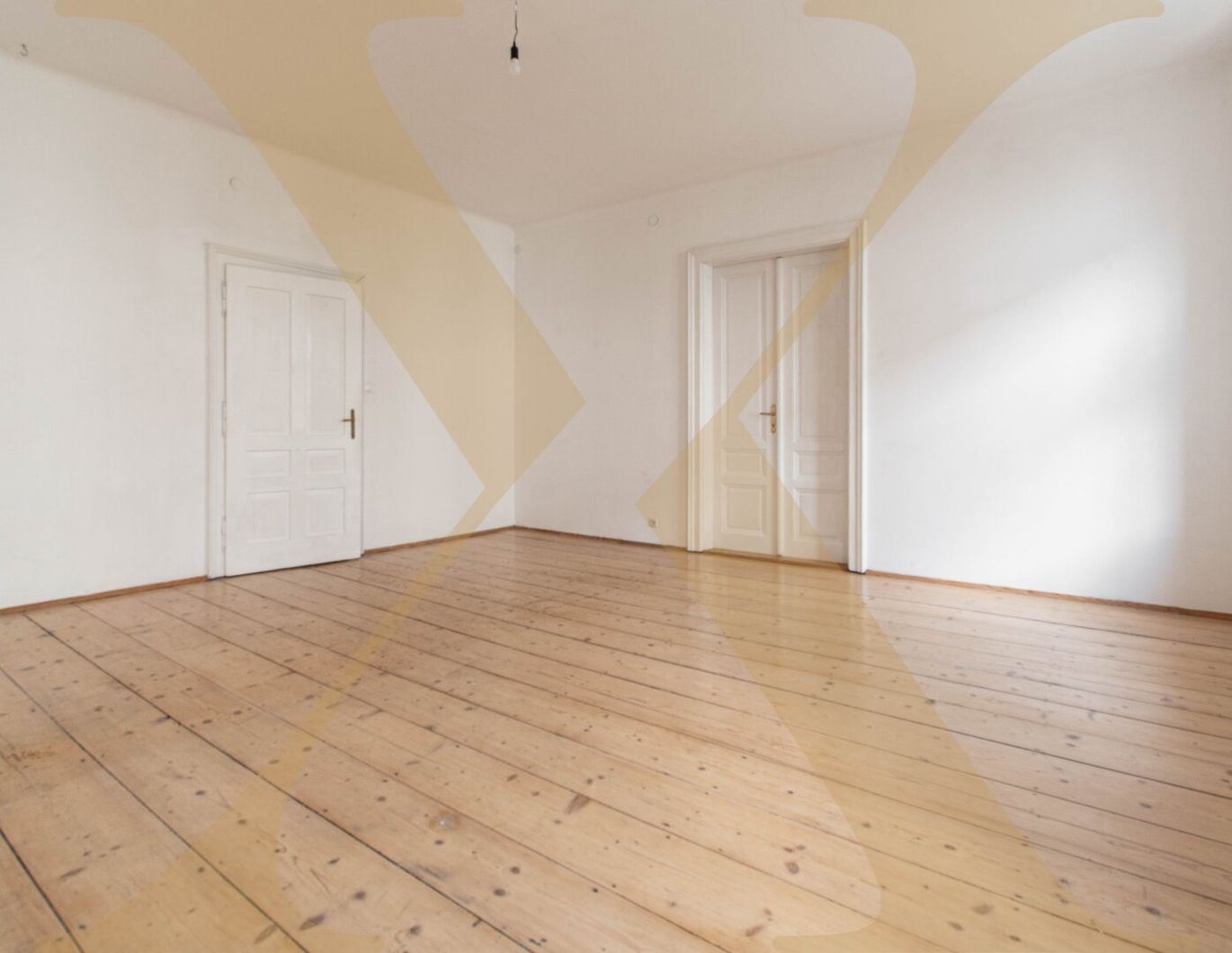 3,5-Zimmer-Altbauwohnung mit Balkon in Linz zu vermieten!