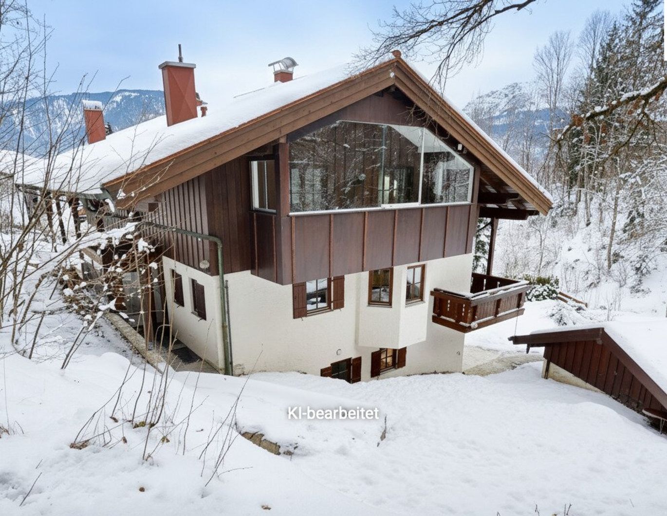 Alpenstil-Mehrfamilienhaus mit 3 Wohneinheiten in Reit im Winkl