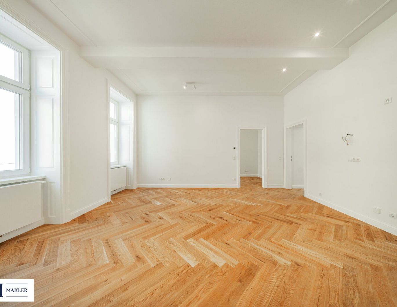 Klassischer Altbau, moderner Komfort: 3-Zimmer Erstbezug