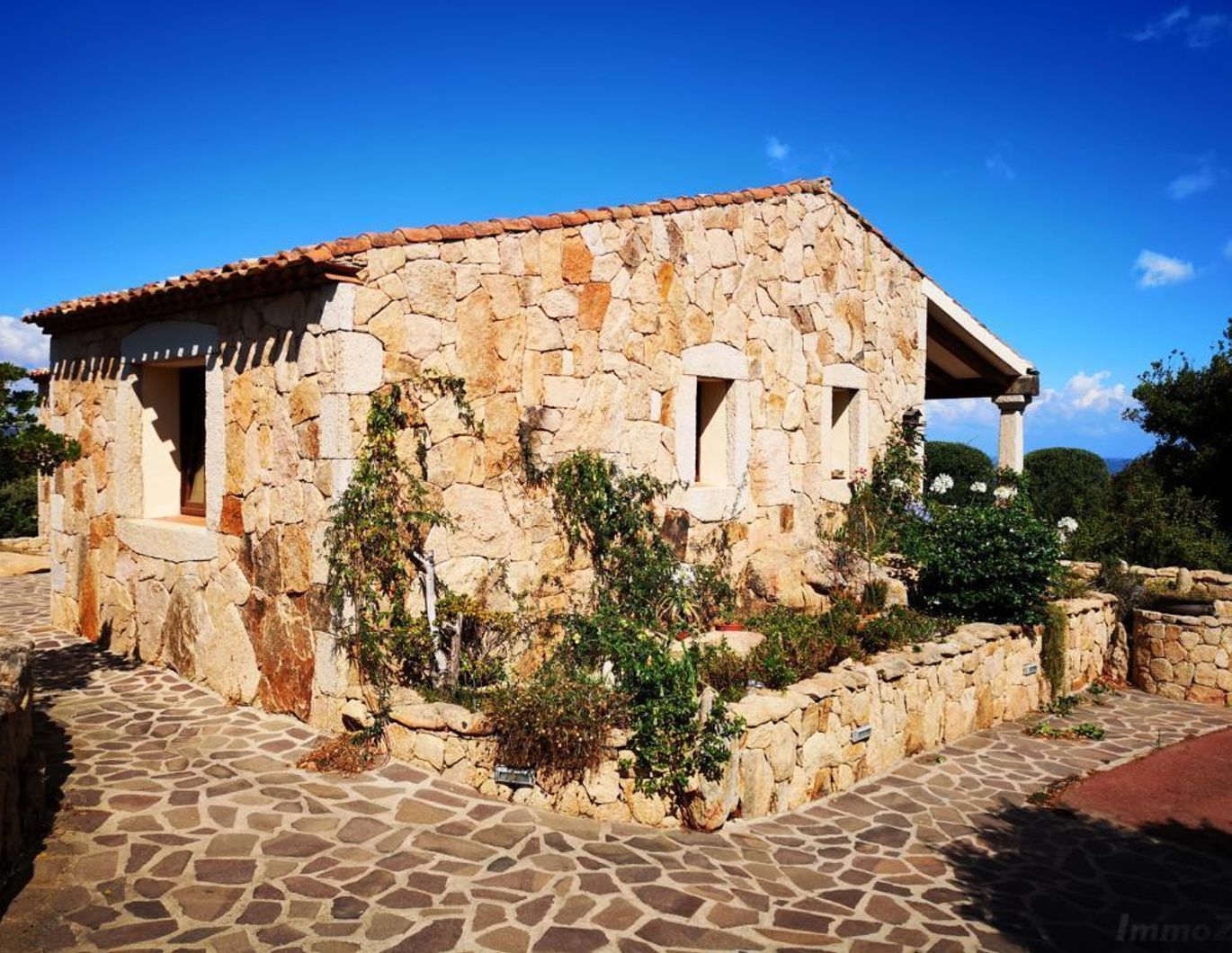 Sardinien - Nähe Palau: Rustikales Steinhaus in schöner Lage | Sardinia - Near Palau: Rustic stone house in beautiful location