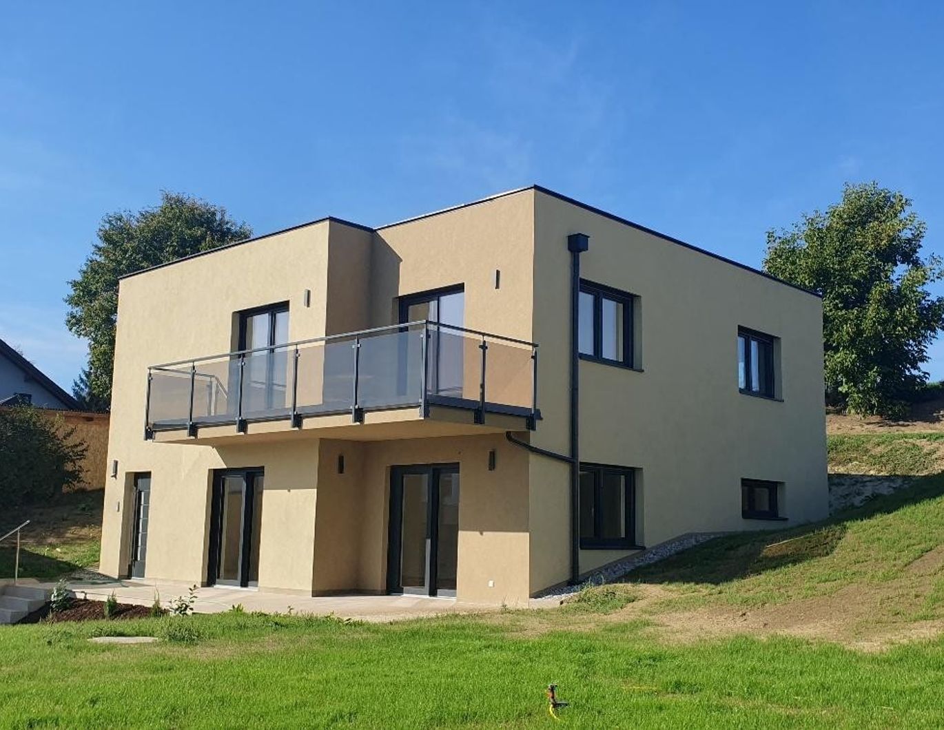 NEUBAU-EINFAMILIENHAUS IN DORFRUHELAGE MIT DOPPELGARAGE NÄHE NEULENGBACH