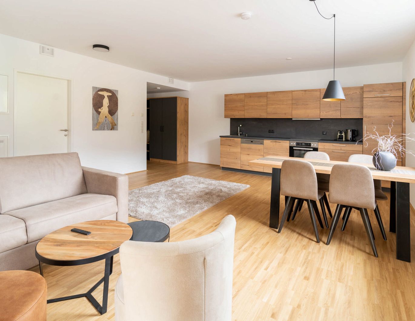 Anleger u. Unternehmer aufgepasst! Fix vermietete Neubauwohnungen mit 4% Nettorendite zu verkaufen!