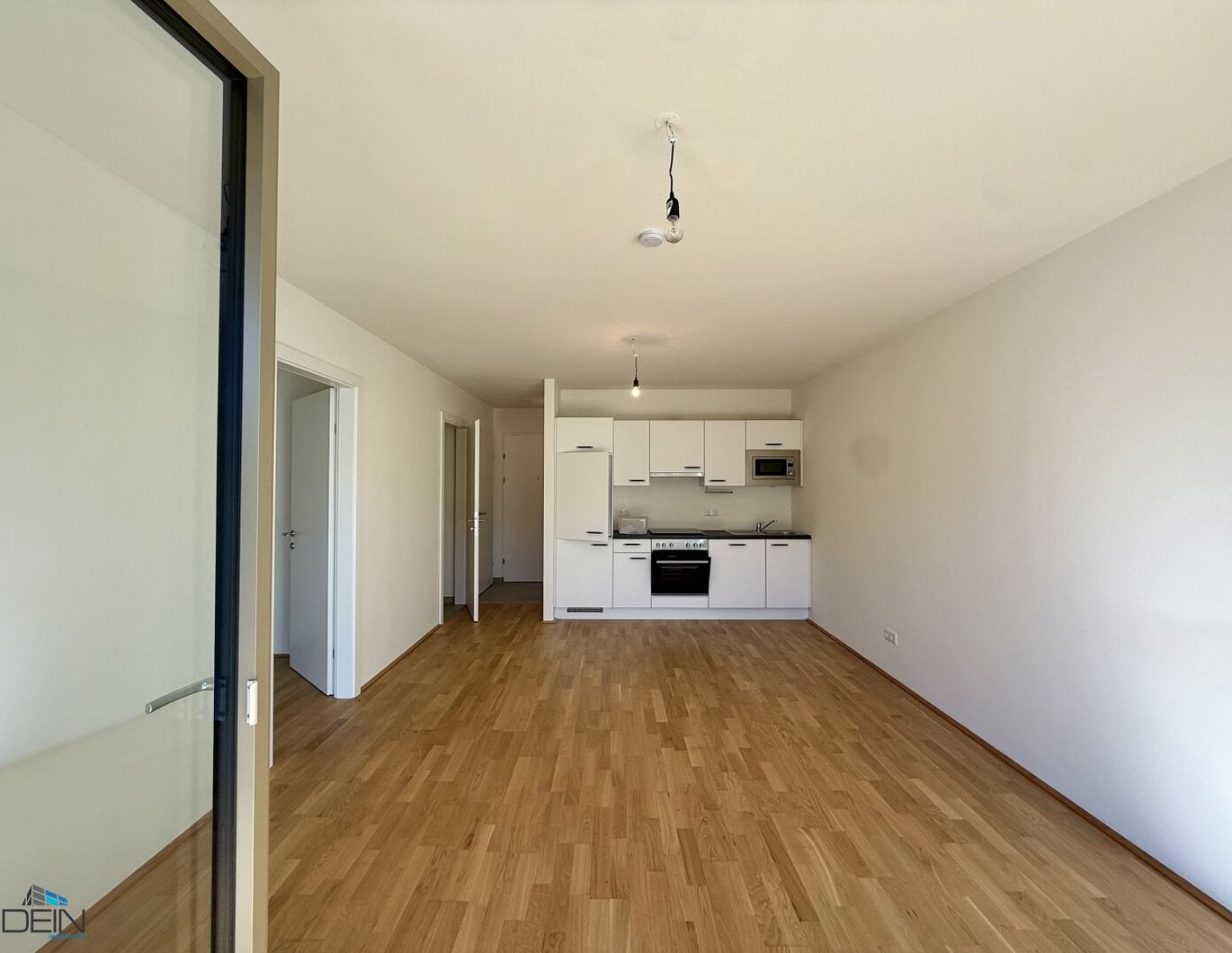 NEU! TRAUMHAFTE 2 ZIMMER NEUBAUWOHNUNG MIT EINEM BALKON IN EBERGASSING!